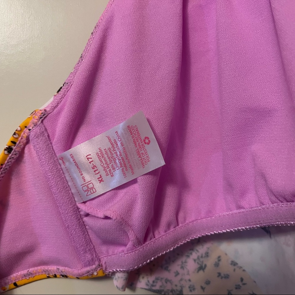 Patchwork Bathing Suit Top - Picture 3 of 6